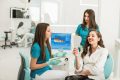 Poate un implant dentar ajuta întotdeauna în situația dinților lipsă? Află detalii de aici!